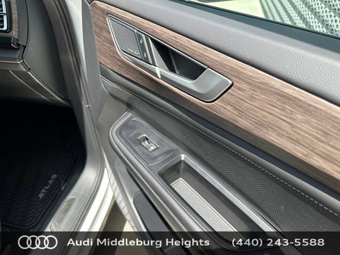 Used 2026 Volkswagen Atlas SEL Premium R-Line AWD/4WD image 19