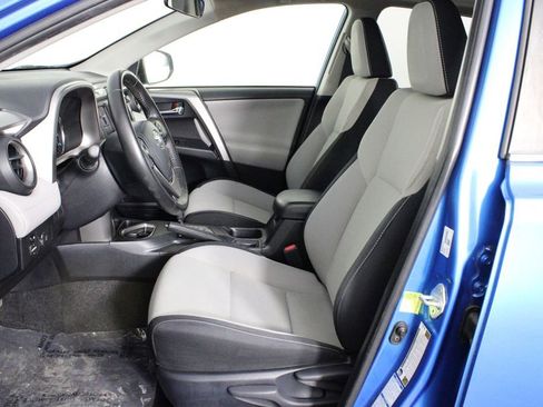 Used 2017 Toyota RAV4 XLE image 11