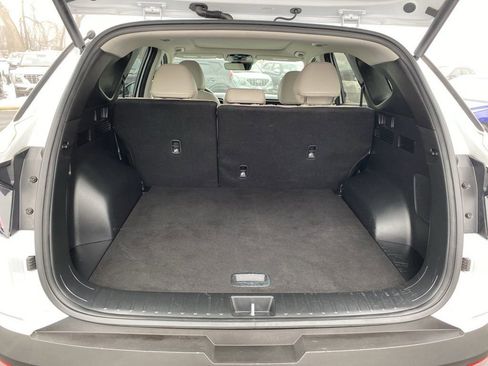 Used 2024 Hyundai Tucson Limited image 16