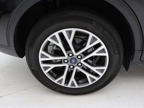 Used 2022 Ford Escape SEL image 10