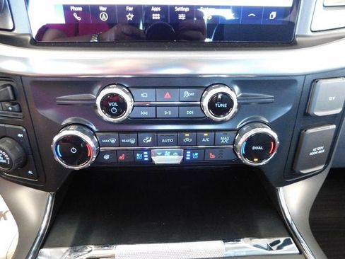 New 2025 Ford F150 Lariat w/ Equipment Group 501A Mid image 21