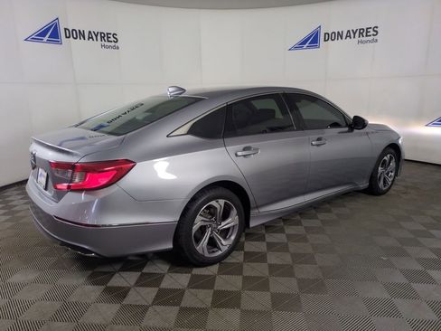 Used 2019 Honda Accord EX image 8
