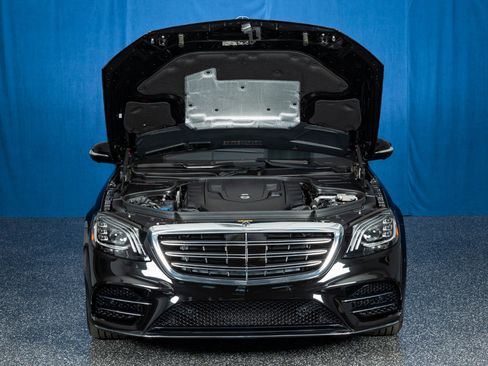 Used 2020 Mercedes-Benz S 560 Sedan image 10