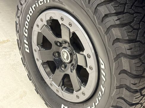 Used 2022 Ford Bronco Badlands AWD/4WD image 10