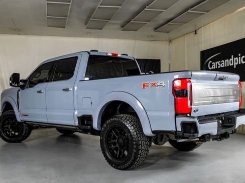 Used 2024 Ford F250 Platinum AWD/4WD image 11