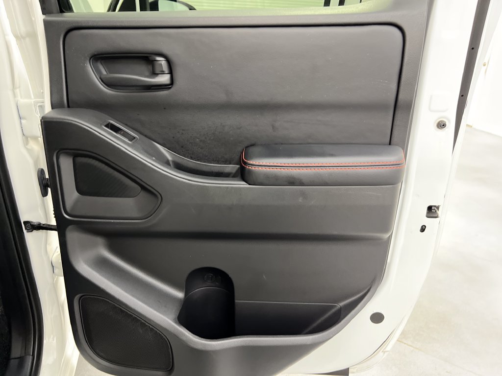 Used 2026 Nissan Frontier PRO-4X AWD/4WD image 33