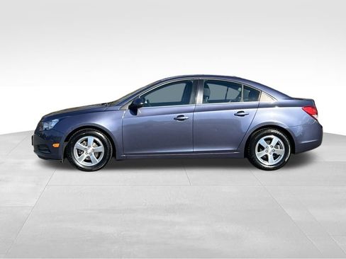 Used 2014 Chevrolet Cruze LT image 4