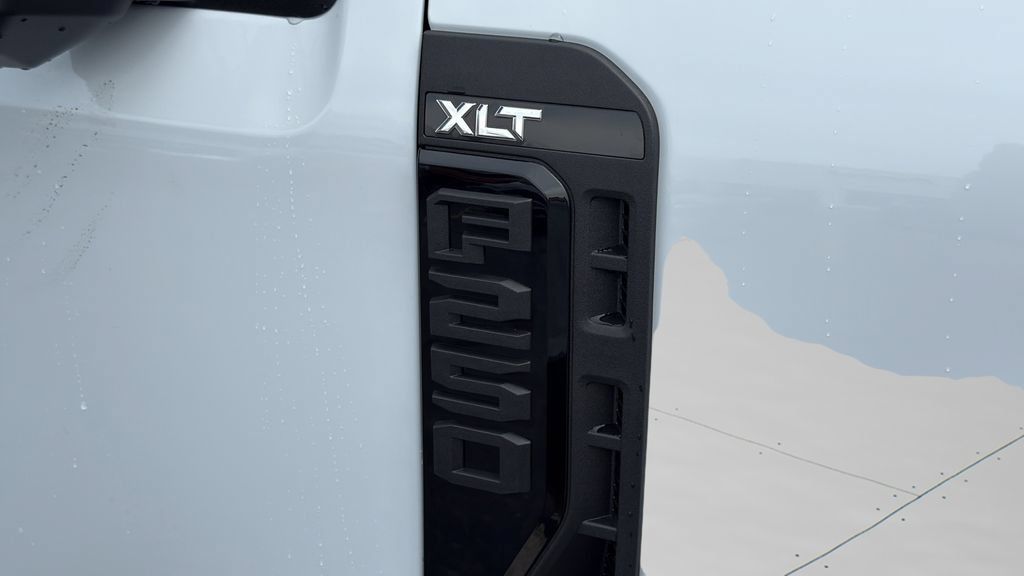 New 2027 Ford F250 XLT w/ XLT Premium Package AWD/4WD image 34
