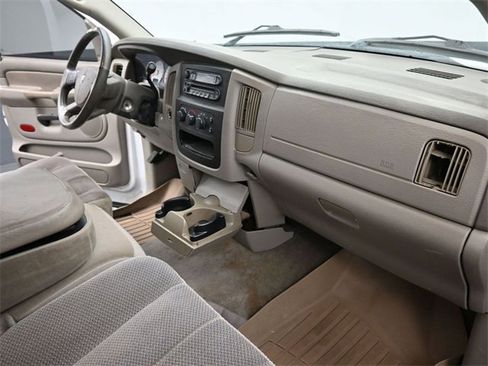 Used 2004 Dodge Ram 1500 Truck SLT image 24