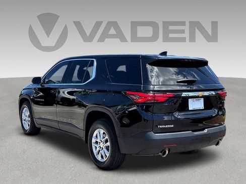 Used 2023 Chevrolet Traverse LS FWD image 21
