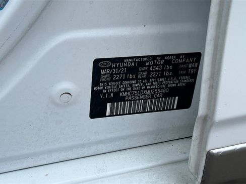 Used 2021 Hyundai Ioniq SEL image 31