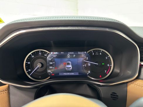 Used 2022 Jaguar F-PACE S AWD/4WD image 18