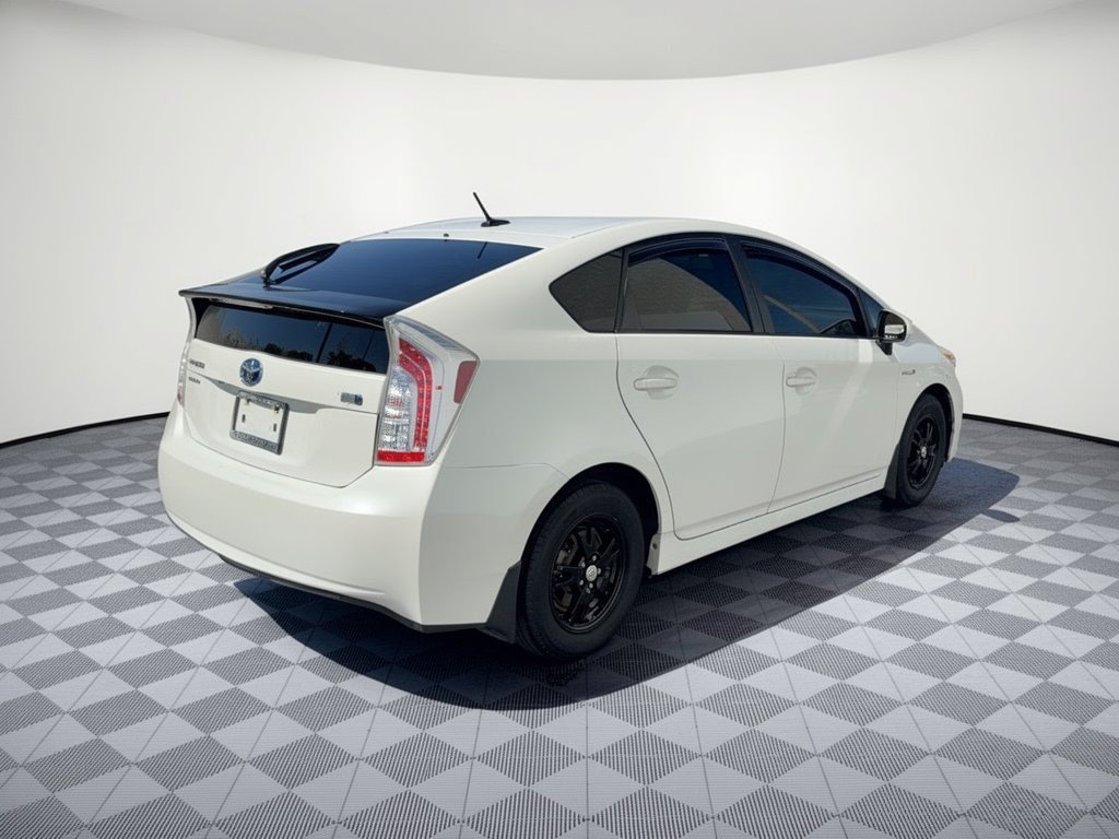 Used 2013 Toyota Prius Four FWD image 9