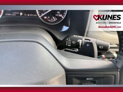 Used 2025 Nissan Rogue SV image 20