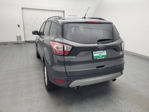 Used 2018 Ford Escape SE FWD image 6