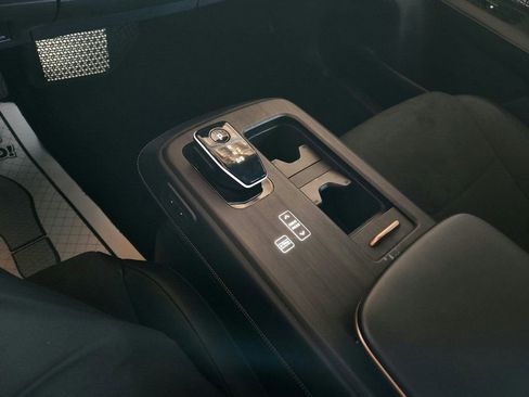 Used 2023 Nissan Ariya FWD image 17