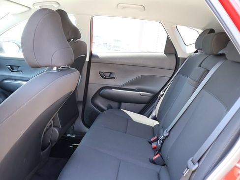 Used 2025 Hyundai Kona SEL FWD image 16
