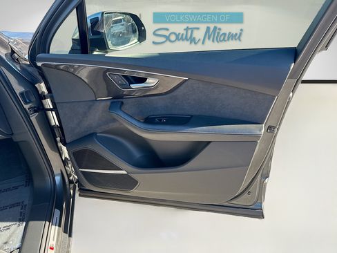 Used 2022 Audi SQ7 Premium Plus image 35