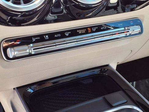 Used 2025 Mercedes-Benz GLA 250 image 15