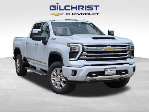 New 2026 Chevrolet Silverado 2500 High Country w/ High Country Premium Package AWD/4WD image 1