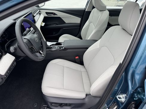 New 2026 Toyota Camry XLE FWD image 2