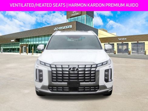 Used 2025 Hyundai Palisade Calligraphy image 2