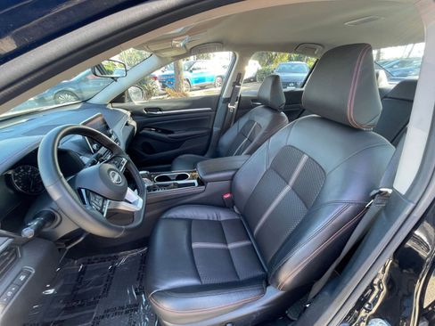 Used 2025 Nissan Altima 2.5 SR image 24