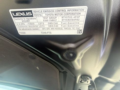 Used 2024 Lexus RX 350 Premium w/ Convenience Package FWD image 4