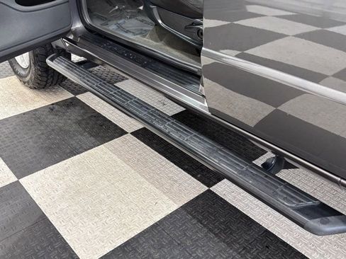 Used 2011 Ford Ranger XLT image 11