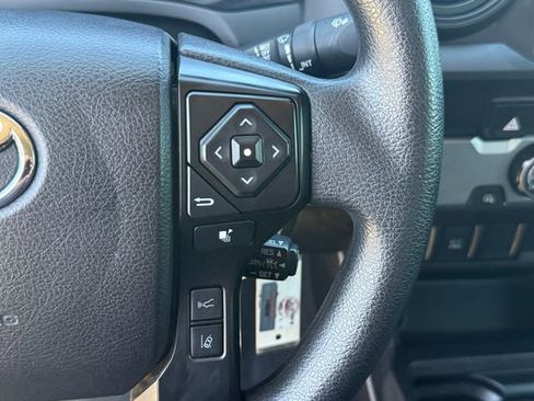 Used 2021 Toyota Tacoma SR w/ SR Convenience Package image 14