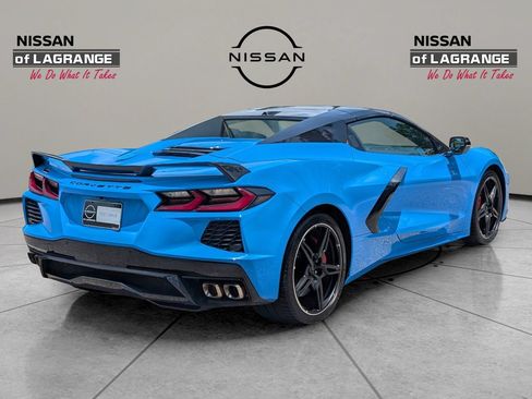 Used 2022 Chevrolet Corvette Stingray Premium Conv w/ Z51 Performance Package RWD image 5