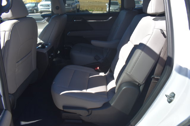 Used 2026 GMC Acadia Elevation w/ Elevation Premium Package AWD/4WD image 20