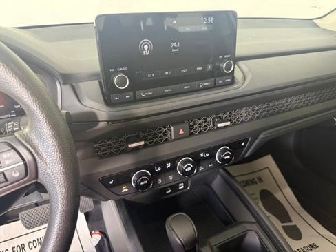 Used 2025 Honda Accord SE image 24