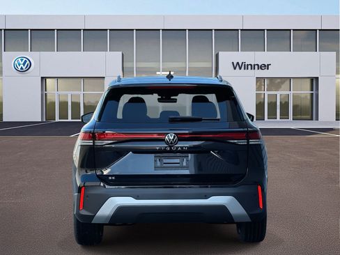 New 2026 Volkswagen Tiguan SE image 4