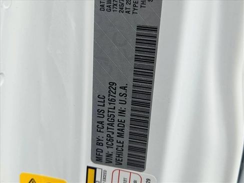 New 2026 Jeep Gladiator Sport image 17