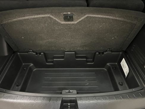 Used 2019 Chevrolet Traverse LS image 28