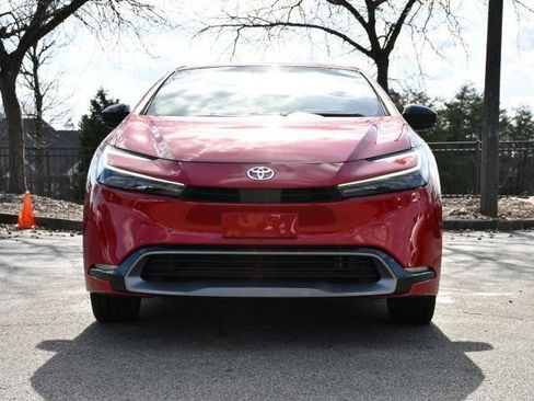Used 2023 Toyota Prius XLE image 2