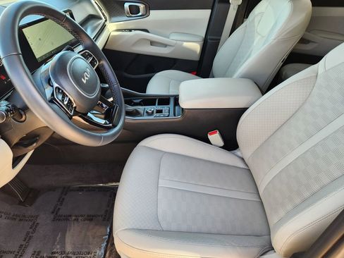 Certified 2025 Kia Sorento EX FWD image 20