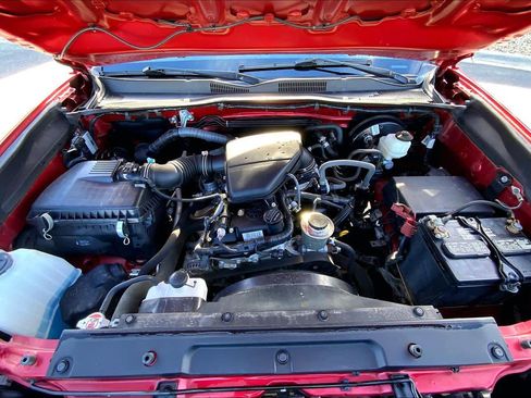 Used 2021 Toyota Tacoma SR image 31