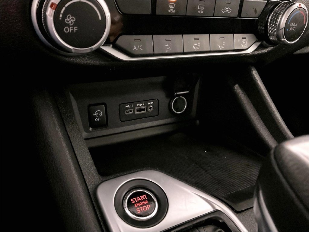 Certified 2024 Nissan Sentra SV FWD image 26