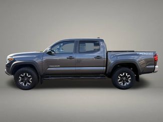 Used 2019 Toyota Tacoma TRD Off-Road AWD/4WD video 2