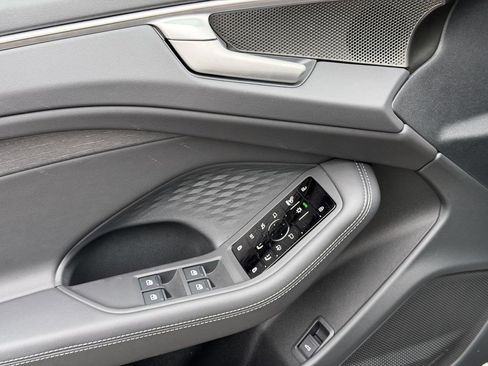 New 2026 Audi A6 Premium Plus AWD/4WD image 12