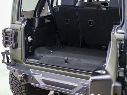 Used 2024 Jeep Wrangler Unlimited Sport image 82