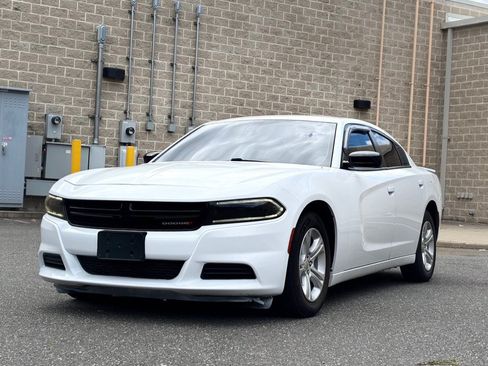 Used 2023 Dodge Charger SXT RWD image 1