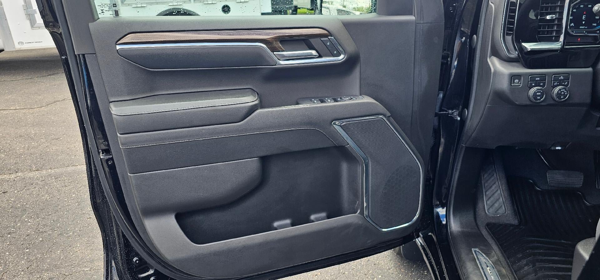 Certified 2023 Chevrolet Silverado 1500 RST w/ LPO, Dark Essentials Package AWD/4WD image 10