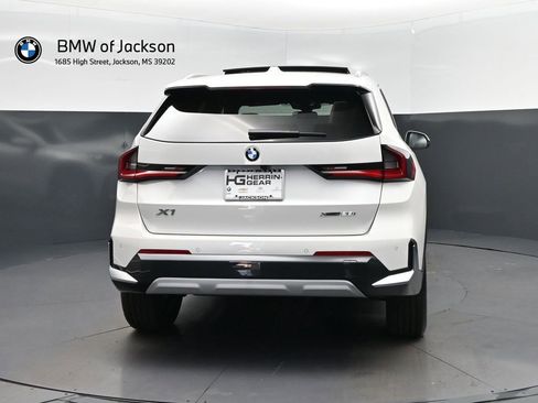 New 2026 BMW X1 xDrive28i w/ Convenience Package AWD/4WD image 6