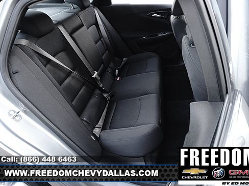 Certified 2025 Chevrolet Malibu LT FWD image 12