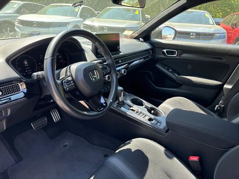 Used 2025 Honda Civic Sport image 13