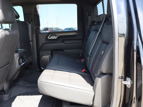 Used 2024 Chevrolet Silverado 3500 High Country w/ High Country Premium Package AWD/4WD image 11