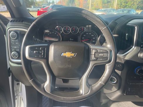 Used 2021 Chevrolet Silverado 1500 LT image 26